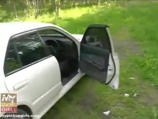 Prostitute Mouthfucked On The Side Of The Road