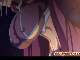 Xích hentai được vắt cô ấy to dưa gang ngực và wetpussy fucked lược