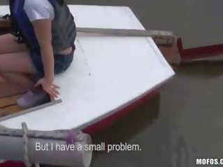 Amatör tonårs paid kontanter till fan på henne sailing båt