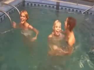 Voluptuous lezzies in the swimming pool