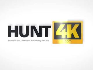 Hunt4k&period; enticing hottie είναι άρρωστος του φτωχός εραστής και θέλει λεφτά