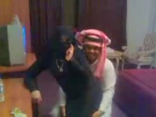 Koweit arabo hijab sgualdrina zoccola arabo in mezzo ea