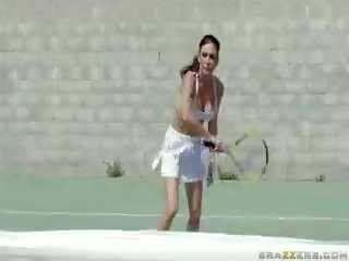 Tennistä titties