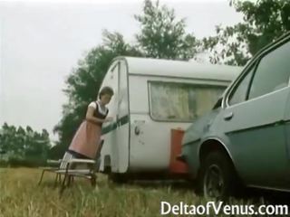 Retro đức giới tính video - tóc rậm âm hộ cậu bé tóc nâu chết tiệt trong camper