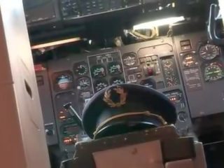 Stewardeza clipuri cum pentru perfect călătorie pe o putz