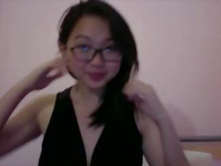 Mignonne et enchanteur asiatique teen&comma; harriet sugarcookie