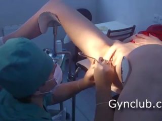 A lánya -ban a piros ruha nál nél a gynecologist