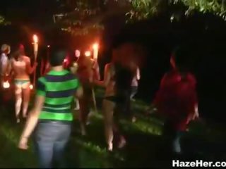 Group of amateurs set up out in a hazing