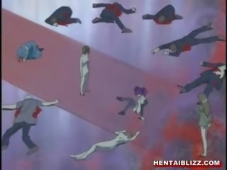 Hentai bạn gái với súng trong cô ấy miệng được cứng fucked lược